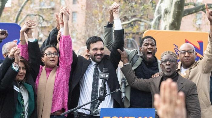 Mamdani in touching distance as New York mayoral race enters final lap
