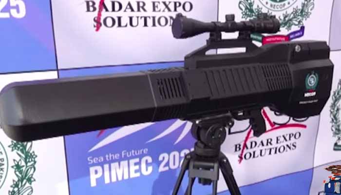 Sufra drone jamming gun displayed at Pakistan International Maritime Exhibition and Conference (PIMEC) 2025, Karachi, November 5, 2025. — Facebook/@PIMECexpo