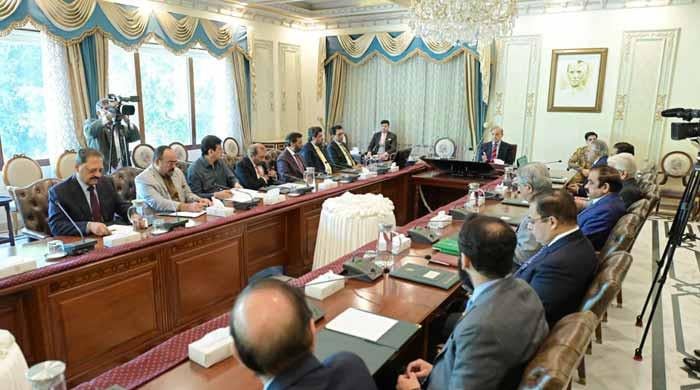 PM Shehbaz ‘assures’ MQM-P of local govt reforms under 27th Constitutional Amendment