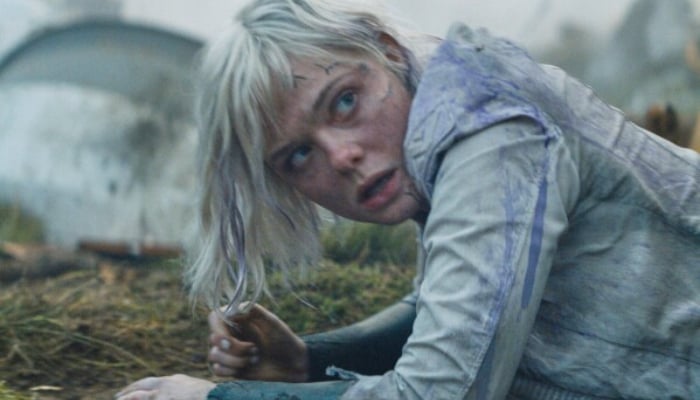 Elle Fanning in Predator: Badlands