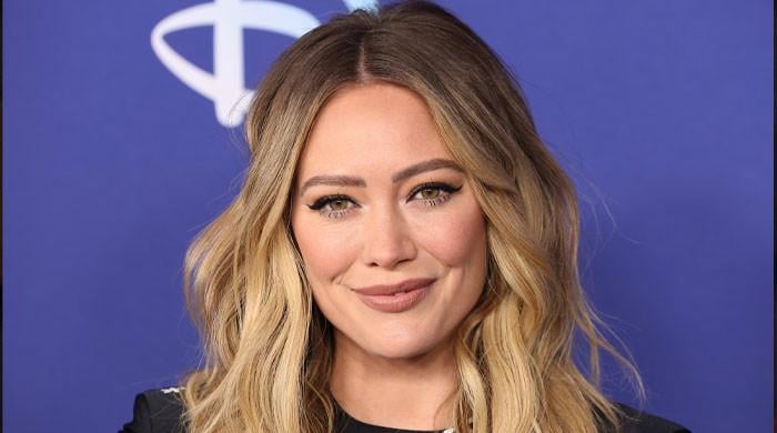 Hilary Duff makes music comeback after 10 years
