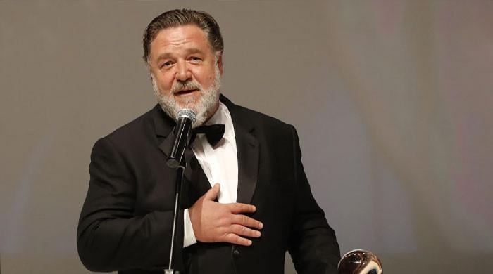 Russell Crowe shares how he dropped nearly 60 pounds in a year