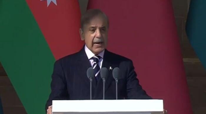 Pakistan seeks peace but won’t compromise sovereignty, says PM in Baku