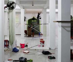Indonesia probes student after nearly 100 hurt in school blasts
