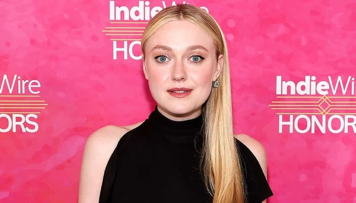 Photo: Dakota Fanning explains why loves mentoring child actors