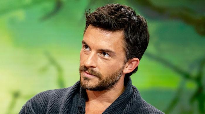 Jonathan Bailey shares stance on fatherhood