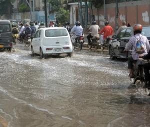 Authorities announce updated traffic plan for Karachi's University Road