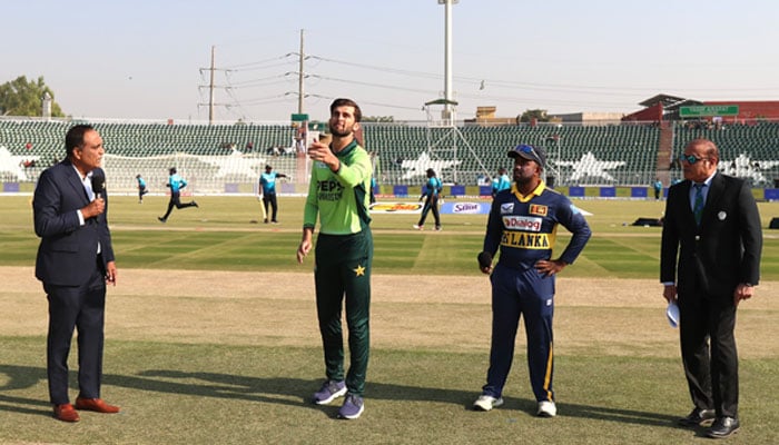 Pakistan captain Shaheen Shah Afridi and Sri Lankas Charith Asalanka present for toss of first ODI at Rawalpindi Cricket Stadium on November 11, 2025. — PCB