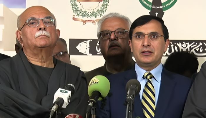Tehreek-e-Tahafuz Ayeen-e-Pakistan (TTAP) chief Mahmood Khan Achakzai (left) and Pakistan Tehreek-e-Insaf Chairman Barrister Gohar Ali Khan address a press conference in Parliament House on November 12, 2025. — Screengrab via Geo News