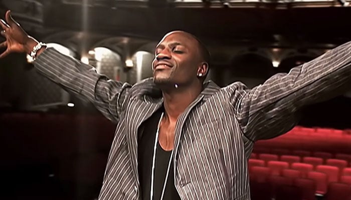 Akon arrested after being wanted in Roswell