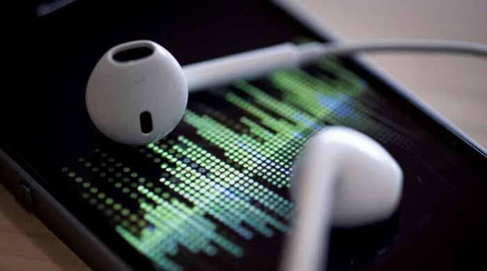 Humans can no longer tell AI music from the real thing: survey