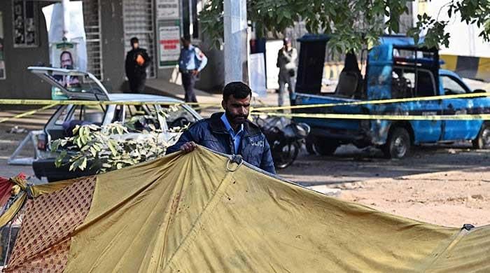 Islamabad suicide bomber 'attempted to attack Faizabad checkpoint'