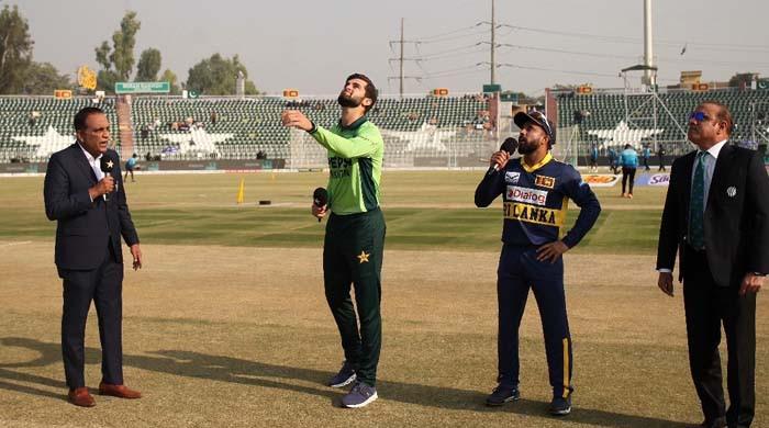Pakistan win toss, decide to bowl first against Sri Lanka in third ODI
