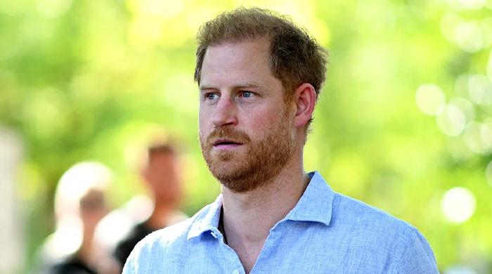 Prince Harry 'misses chance' to prove he's 'friend' of The Firm 