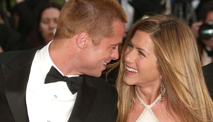 Brad Pitts close encounter with Las Vegas showgirl revealed