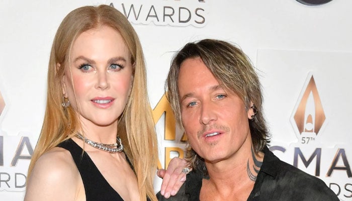 Keith Urban returns to CMAs stage after Nicole Kidman split