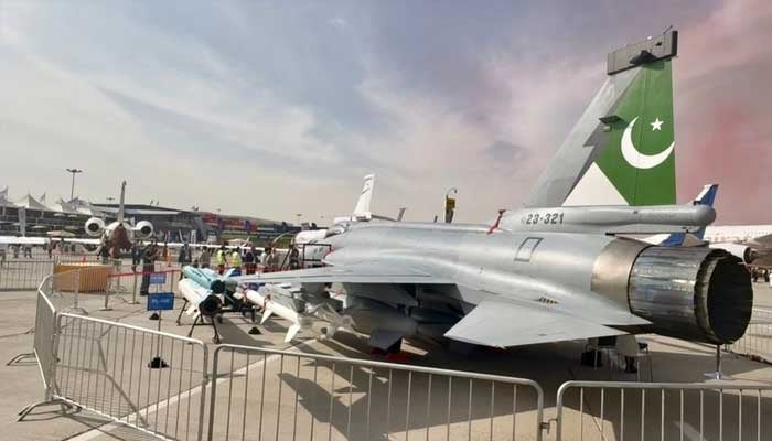 Pakistans JF-17 Thunder multirole fighter jet is parked in static display area at Dubai Airshow 2025, Al Maktoum International Airport. — Geo.tv