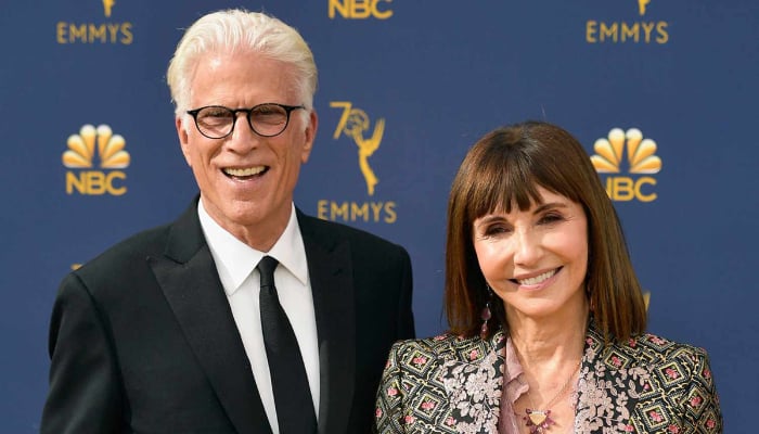 Mary Steenburgens one complaint with A Man on the Inside character revealed