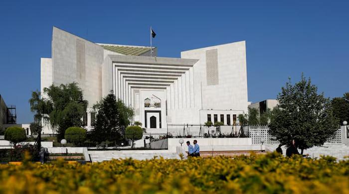 27th Amendment: Full Court 'rejected proposal of en masse resignation'