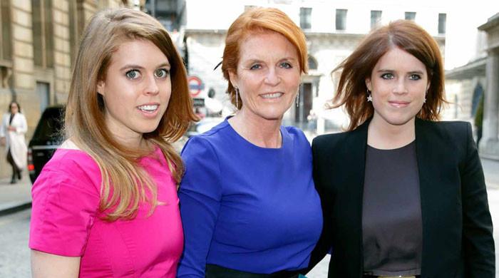 Princess Eugenie, Beatrice trying not get 'dragged into palace politics' amid Andrew, Sarah crisis