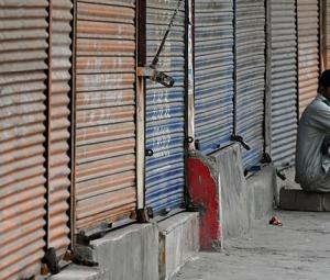 Unemployment edges up to 7% in Pakistan, data shows