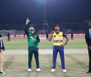 Sri Lanka win toss, opt to bat first against Pakistan in tri-series