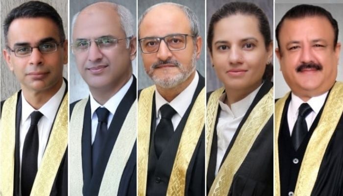 (From left to right) IHCs Justice Babar Sattar, Justice Mohsin Akhtar Kiyani, Justice Sardar Ejaz Ishaq Khan, Justice Saman Riffat and Justice Tariq Mehmood Jahangiri. — IHC website/File