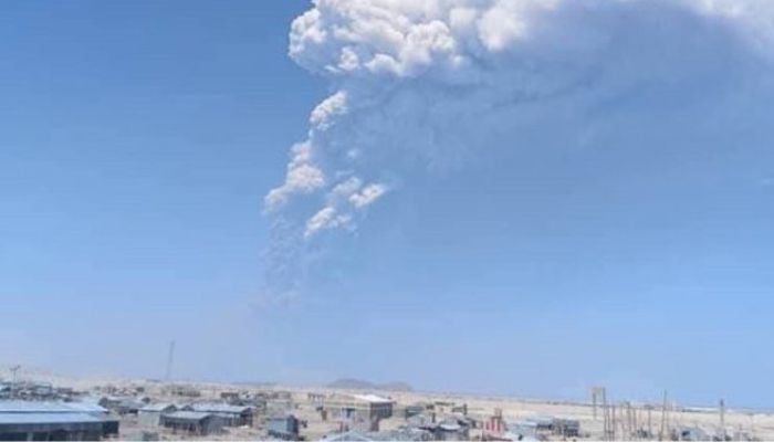 Dormant Ethiopian volcano Hayli Gubbi erupts for first time in recorded history