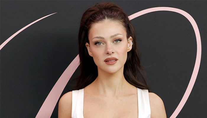 Nicola Peltz drops jaws with impressive splits display