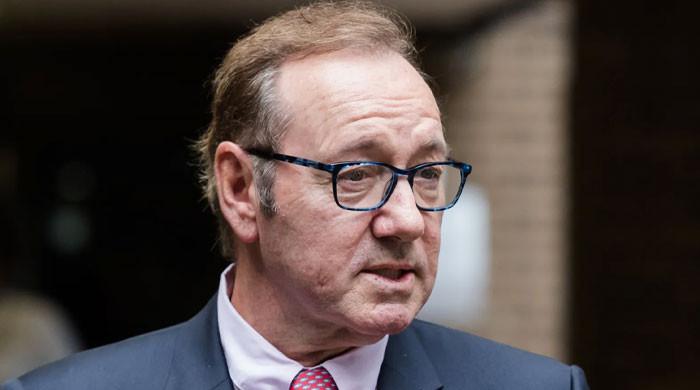 Kevin Spacey responds to media reports that he's homeless