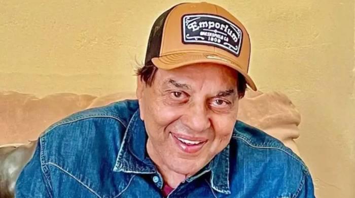 Bollywood icon Dharmendra takes his last breath at 89
