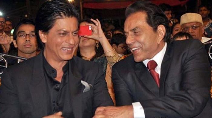 Shah Rukh Khan leads tributes after cinema legend Dharmendra passes away 