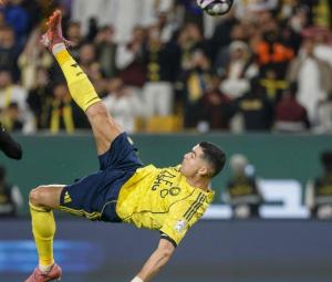 WATCH: Ronaldo, 40, scores spectacular bicycle kick
