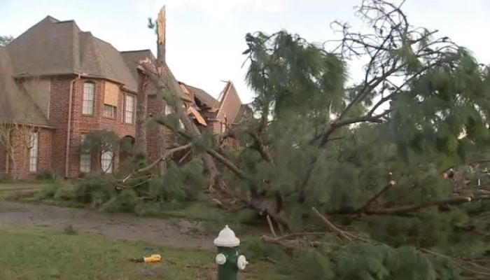 Tornado tears through Houston suburbs, damaging over 100 homes