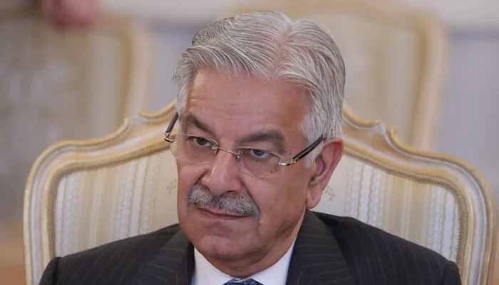 Khawaja Asif attends a meeting with his Russian counterpart Sergei Lavrov in Moscow, Russia, February 20, 2018. — Reuters