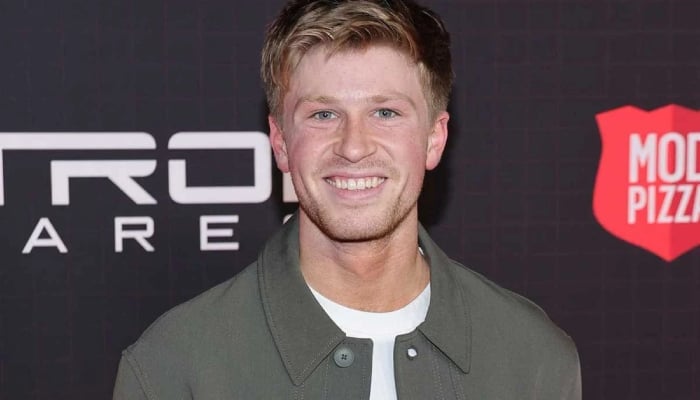 Robert Irwin says his ribs were “Killing” him during DWTS finale