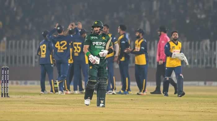 Sri Lanka beat Pakistan to qualify for T20I tri-series final