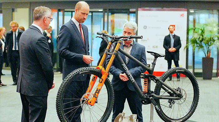 Prince William meets ‘crazy socks' entrepreneur at Wales' innovation hub