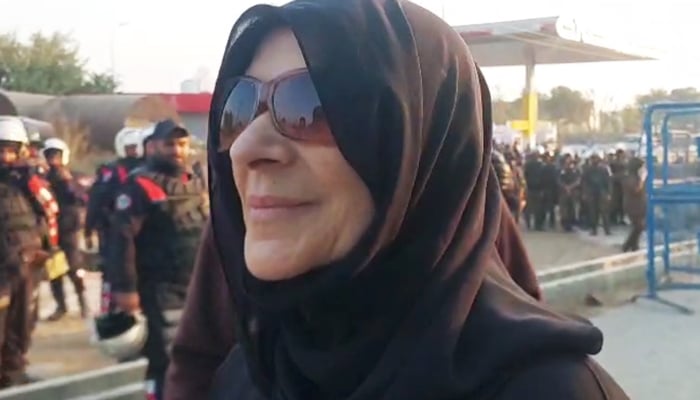 Uzma Khan, sister to Pakistan Tehreek-e-Insaf founder Imran Khan, speaks during informal conversation with journalists in Rawalpindi, December 2, 2025. — Screengrab via YouTube/Geo News