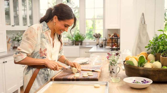 Meghan Markle sparks kitchen chaos in viral video