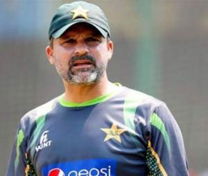 WATCH: Moin Khan terms rumours about his health 'utterly irresponsible'