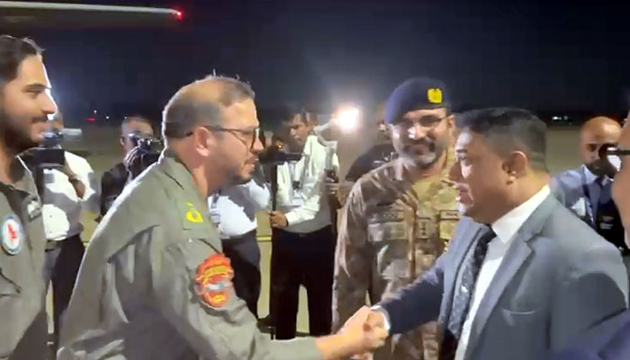Sri Lankan officials welcome Pakistan’s rescue team upon arrival at Colombo airport on December 3, 2025. — Radio Pakistan