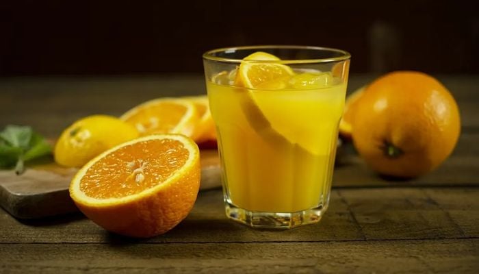 Daily orange juice influences thousands of genes linked to heart health, study finds