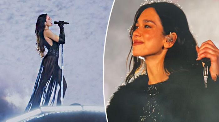 Dua Lipa tears up on first concert night in Mexico City
