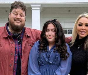 Jelly Roll's daughter hosts surprise prom-themed bash on dad's birthday