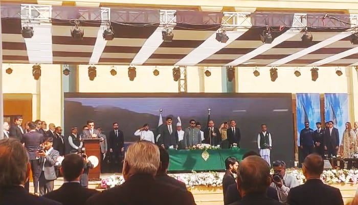 Screengrab of a video of oath taking ceremony of SHC CJ Zafar Ahmed Rajput on December, 6, 2025. — Reporter