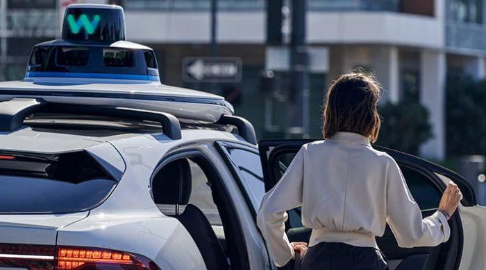 Waymo robotaxis' absurd behaviour around school buses invokes software recall