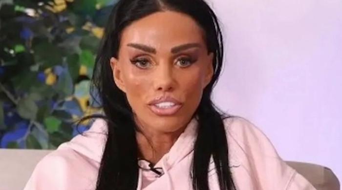 Katie Price's boyfriend and family 'concerned' as star struggles to quit vaping