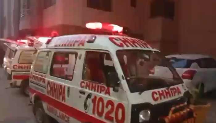 Ambulances shift bodies of victims to hospital. — Reporter
