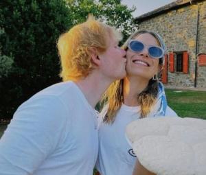 Ed Sheeran goes brutally ‘honest' in about album ‘Play (Deluxe)'